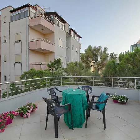 Blu Durres
